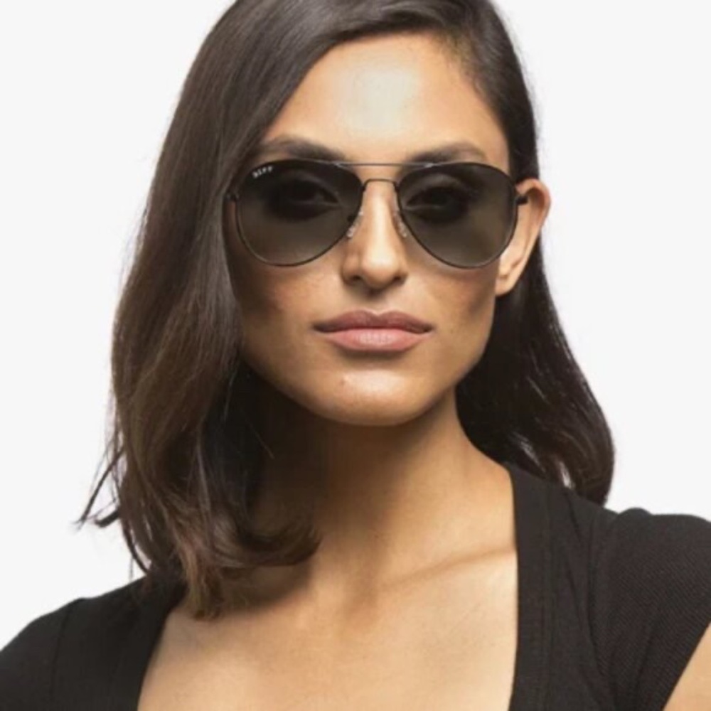 DIFF CRUZ AVIATORS SUNGLASSES, BLACK/SMOKE, UNISEX